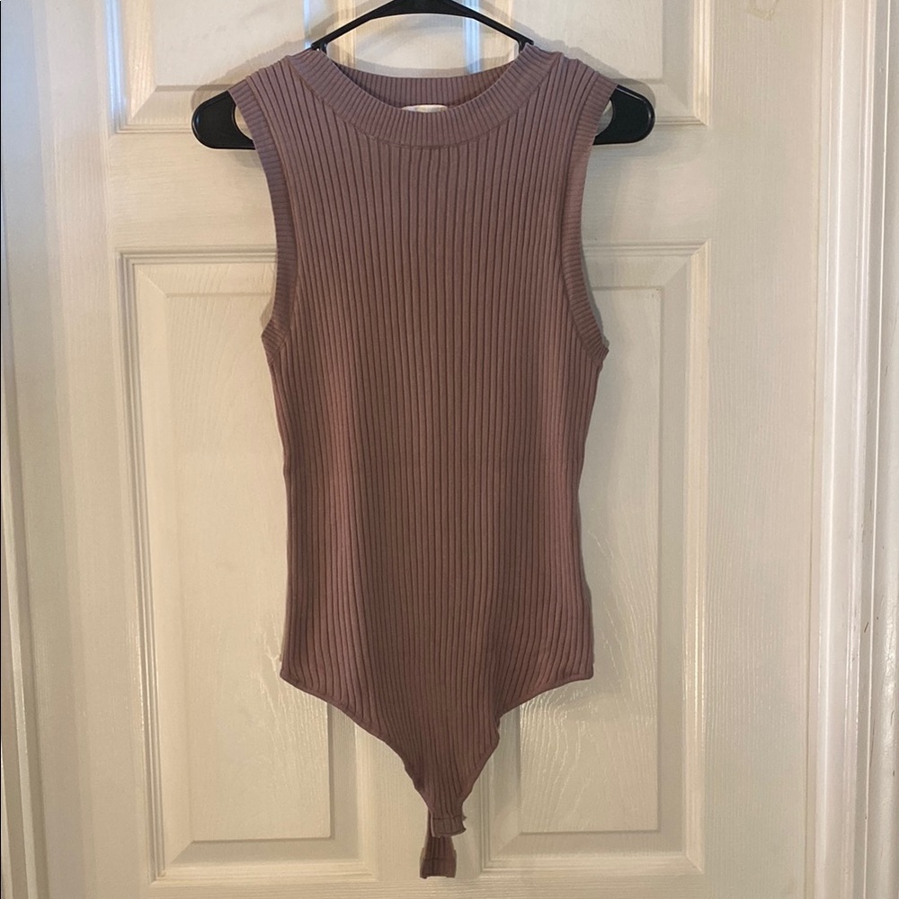 ALTAR’D STATE Elegant Sleeveless Ribbed Bodysuit